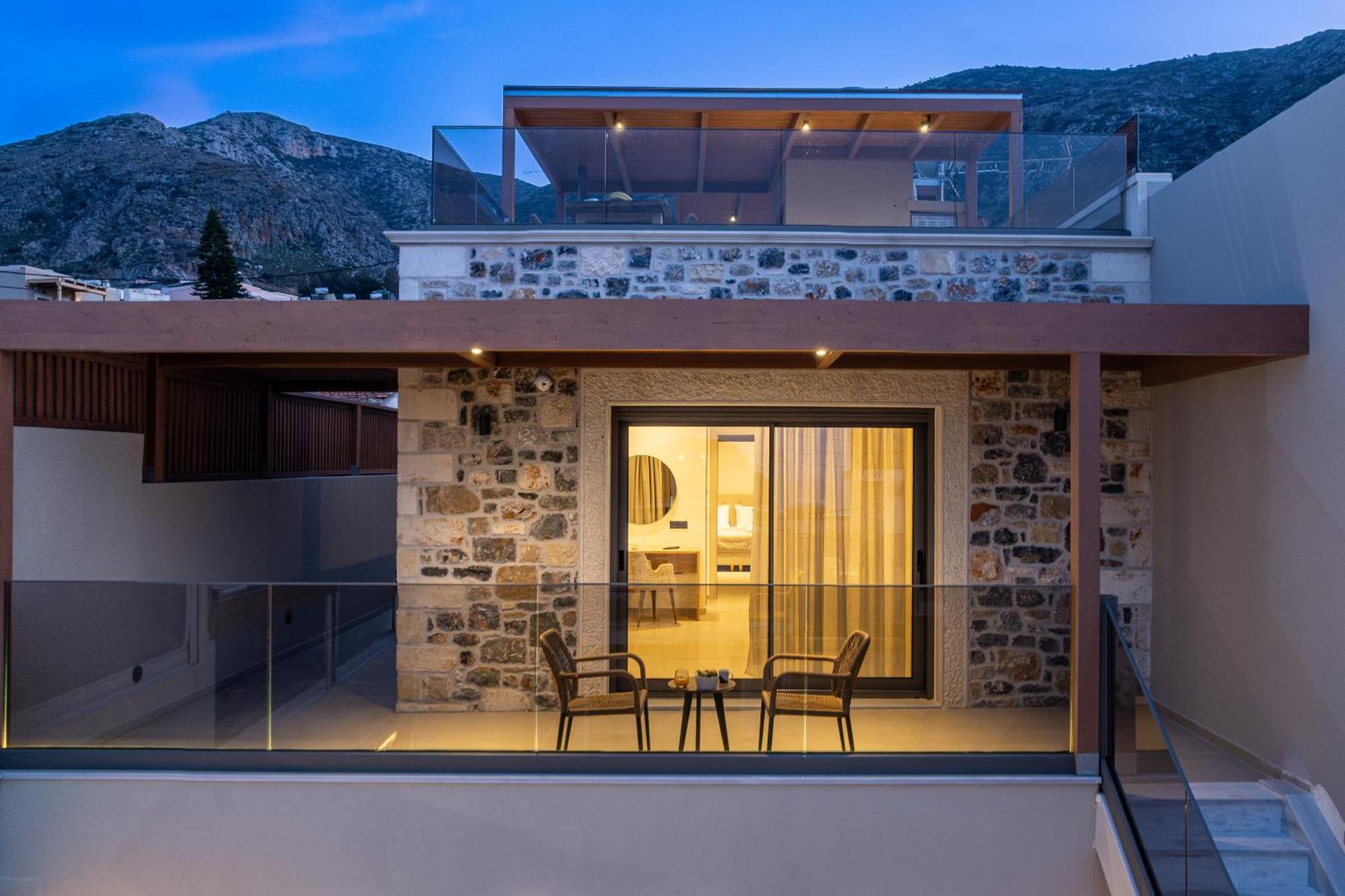 Villa Nicole - Private Pool & Rooftop Jacuzzi Hersonissos  Exteriér fotografie