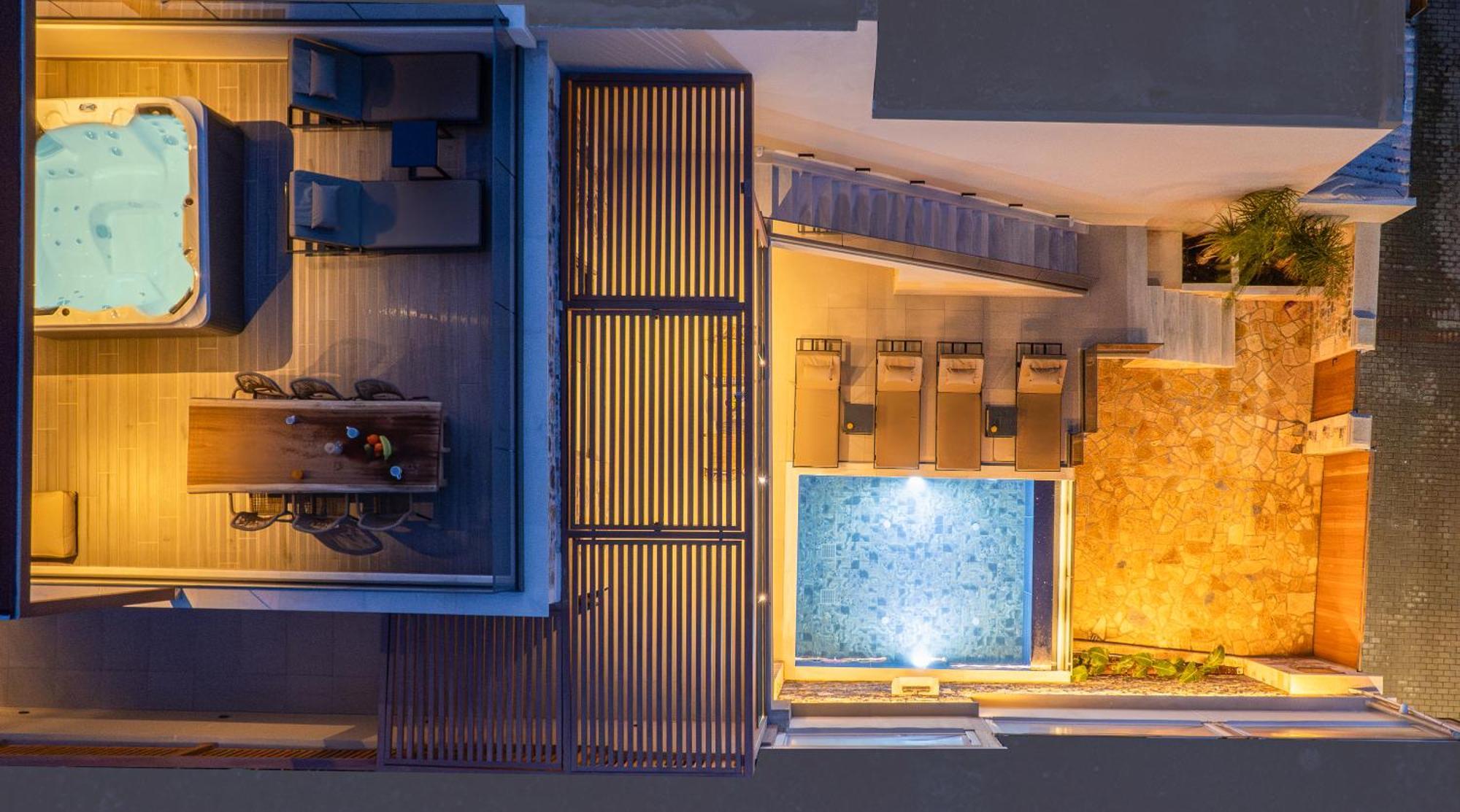 Villa Nicole - Private Pool & Rooftop Jacuzzi Hersonissos  Exteriér fotografie