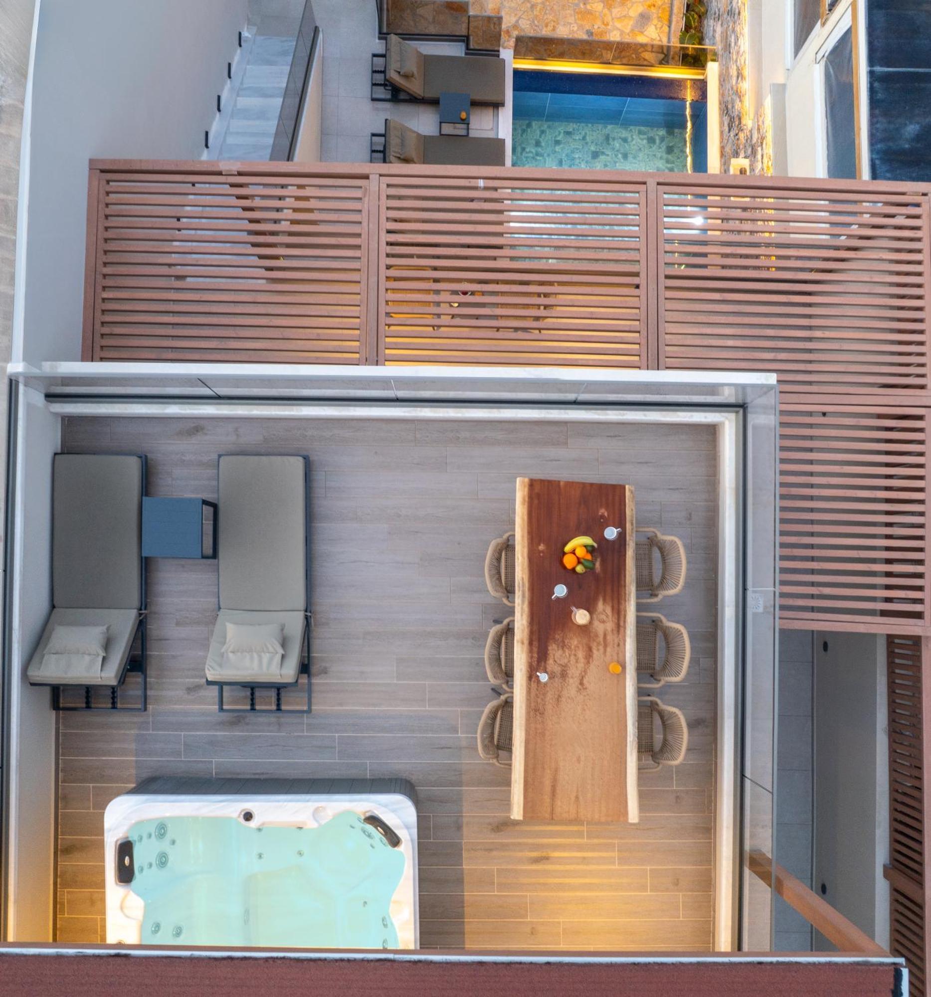 Villa Nicole - Private Pool & Rooftop Jacuzzi Hersonissos  Exteriér fotografie